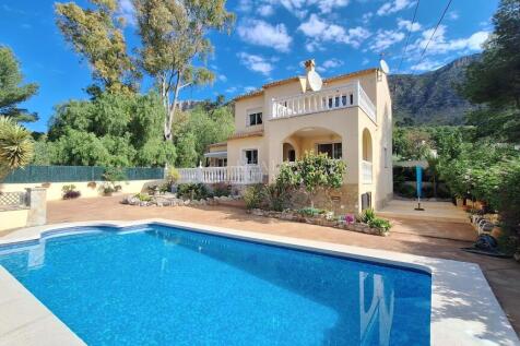 Property Image 1