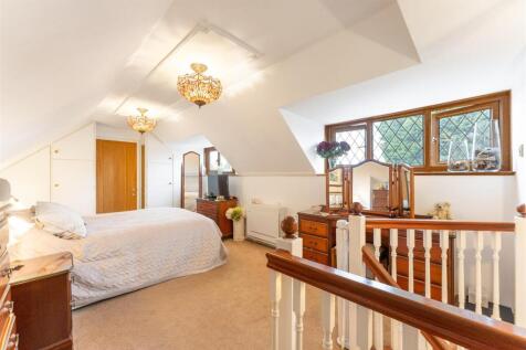 132 Earlswood Common_22.jpg