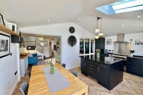 Kitchen / Dining / Day Room