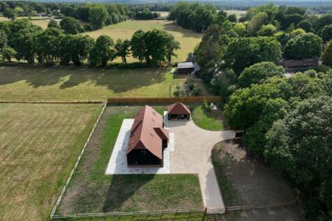 Tittlesfold-Croft-The-Haven-Billingshurst-RH14-9BG