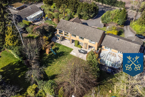 Logo Luxe (57 of ...