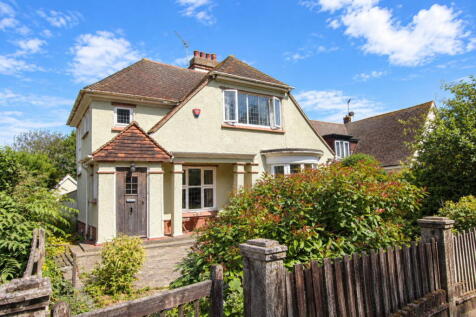 Lancaster Gardens East, Clacton on Sea