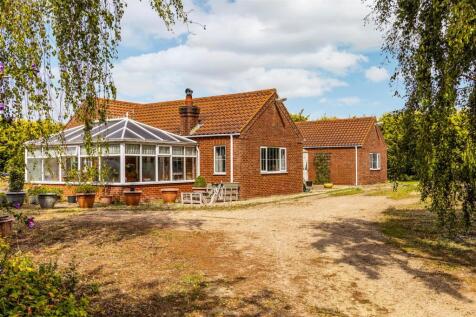 Chestnut Lodge (Gipsey Bridge)-7.jpg