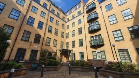 **AVAILABLE 25th AUGUST - VIDEO TOUR ATTACHED Spacious 1 bedroom apartment on the 3rd floor of Bombay House in Granby Village. WATER RATES included. CONCIERGE & Residents Leisure Facilities. ***NO COR