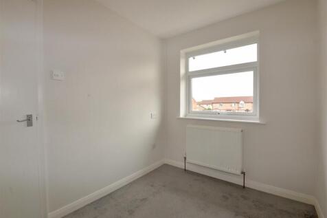 Bedroom2 2.jpg