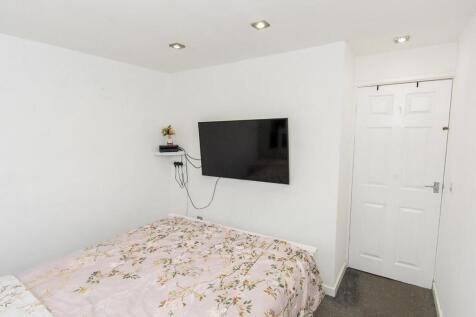 Bedroom One (Photo Two)