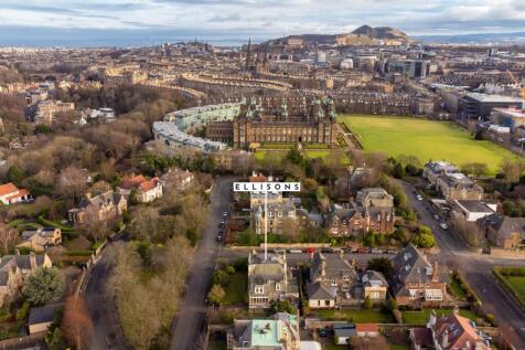 6 bed, 5 bath Detached in Edinburgh - Photo 32