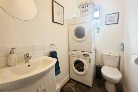 Utility Room W/C