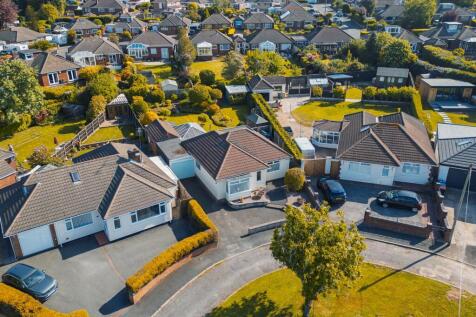 13 Waterford Dr-52.jpg