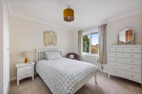 A12 - Oaklands - ...