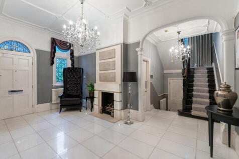 7 bed, 3 bath Detached in Birmingham - Photo 7
