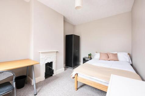 41 Cynthia Road, Bath, BA2 3QG-10.jpg