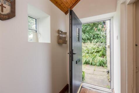 Wayside Cottage Hallway-2.jpg