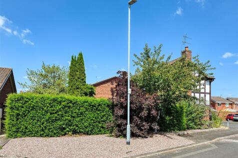 44 Leasowe Drive-03.jpg