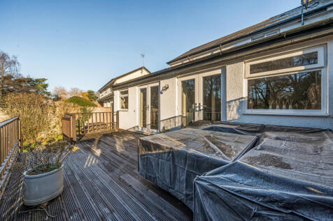 1386751-5-695bdcf...