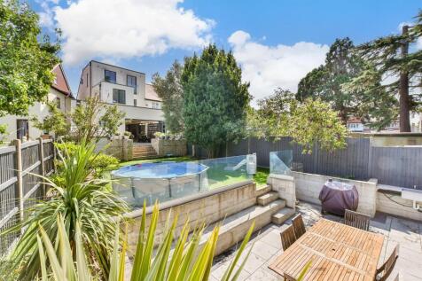 External Lifestyle Photograph