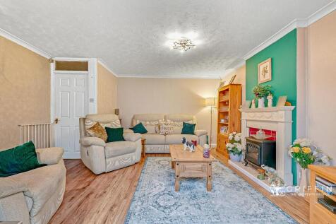 3p2012786p2012790png