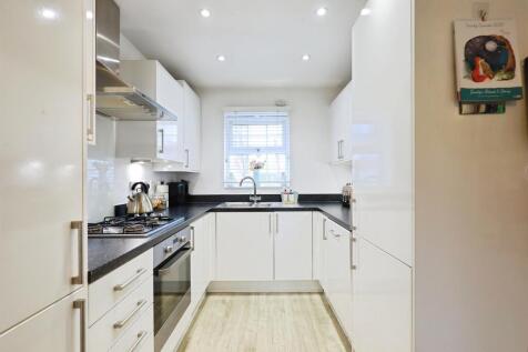 Kitchen Dining Area