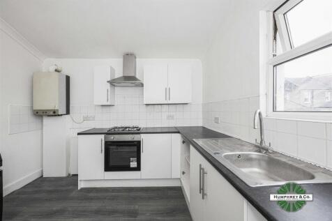 10A Guernsey Road -003.jpg