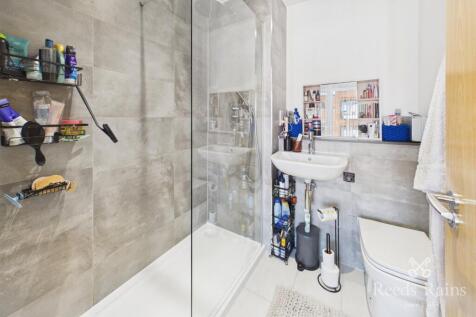 Bedroom One Ensuite