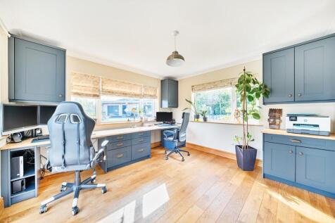 SUN ROOM currently office.jpg