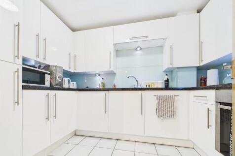 CAM01981G0-PR0129-STILL002 (1).jpg