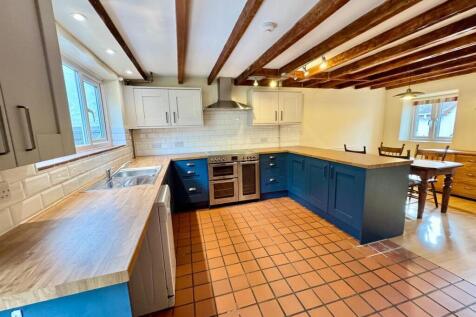 PHOTO-2025-10-09-13-41-36 (6).jpg