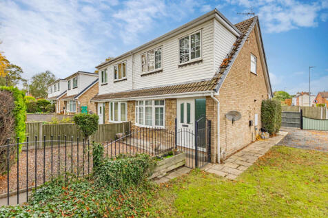 3 Bedroom Semi Detached for Sale