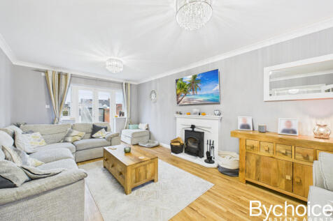 CAM05454G0-PR0070-STILL023