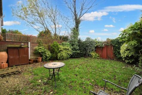 3 bed, 1 bath Semi-Detached in Manchester - Photo 12