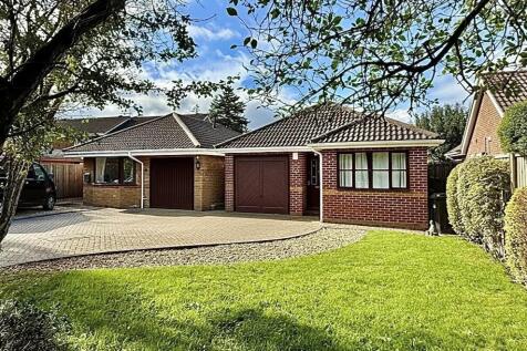 3 bed detached bungalow