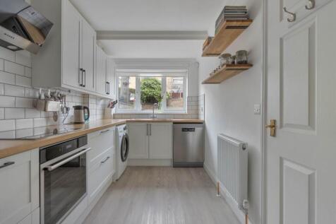 58 St Germans Road, SE23 - 2.jpg