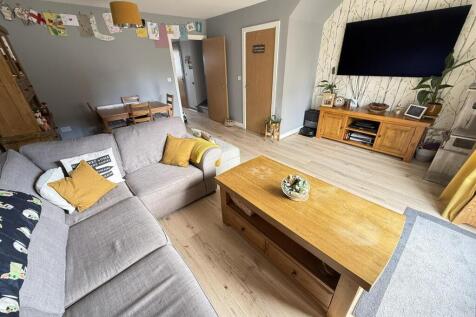Living / Dining Room