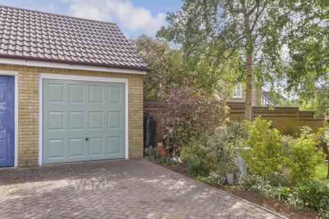Driveway/Parking