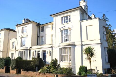1 Bed Unfurnished Flat