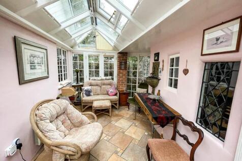 tlc_e9832cc5-8357-4655-a474-97dda34bc3a3_6d8db98.j