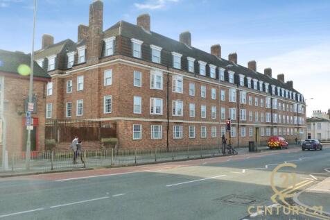 2 bed part-furnished apartment in L15 to rent, available end of July.