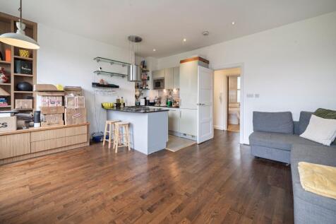 Reception/Kitchen