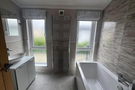 Elevden -Bathroom...