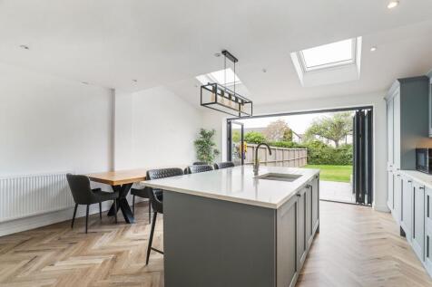 Kitchen/Dining Room/Family Room
