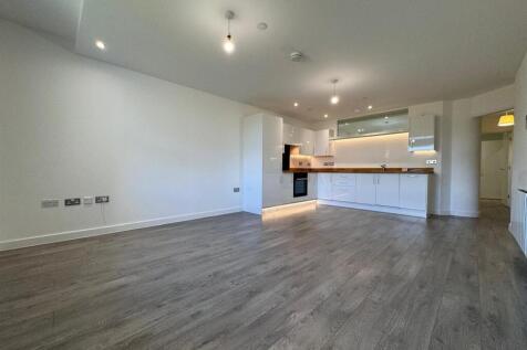 For Sale, Buy - 2 bedroom in Harlow, CM20 - Maxell