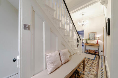 5 bed, 3 bath Detached in Birmingham - Photo 22