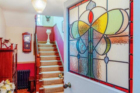 INNER HALLWAY