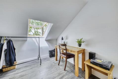 75 Wharf Rd Higham-36.jpg