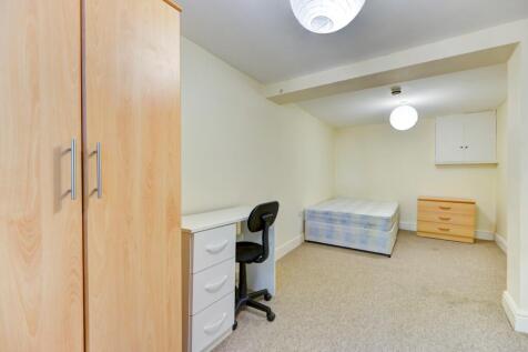 183 Elm Grove Bedroom 1 (2)