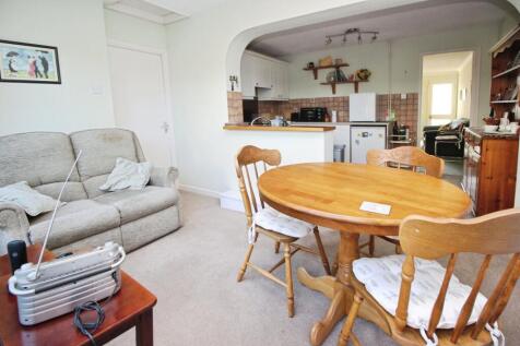 Sitting/Dining Room