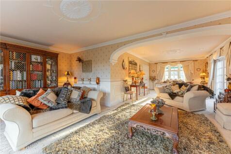 Drawing Room To Fron