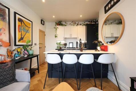 Flat 3 @ 16 Knowle Road 4.JPG