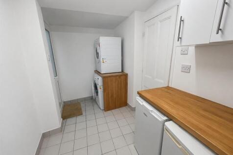 utility room.jpeg