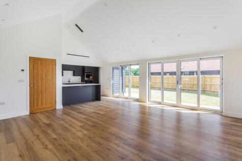 Oak-Lodge-1.jpg